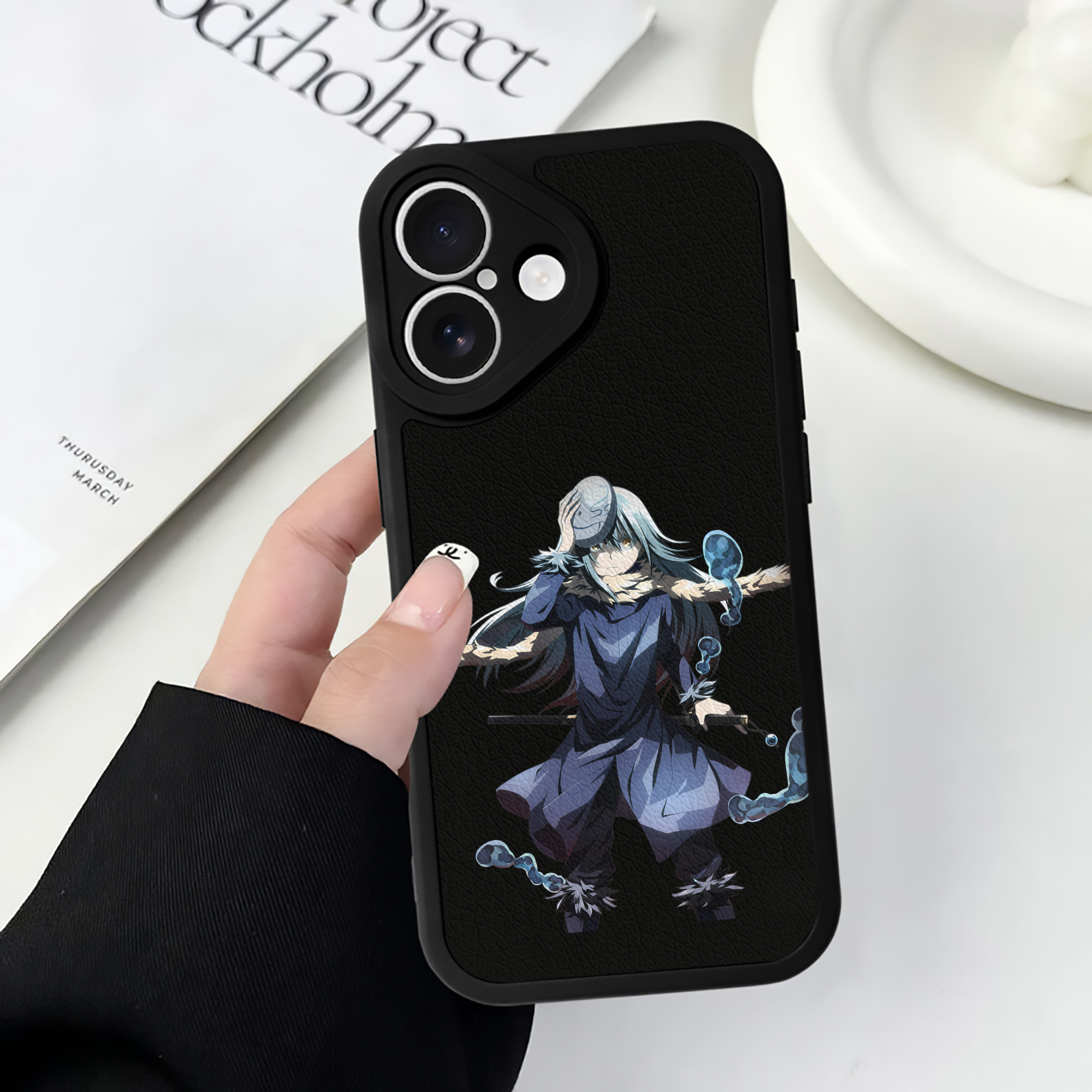 （画像用） 転スラ Regarding Reincarnated to Slime 【iPhone 16シリーズ対応】シリコンスマホケース（レザー調） 材質：シリコン